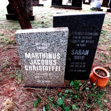 ? Marthinus Jacobus Christoffel 1941- & Sarah 1943-1995