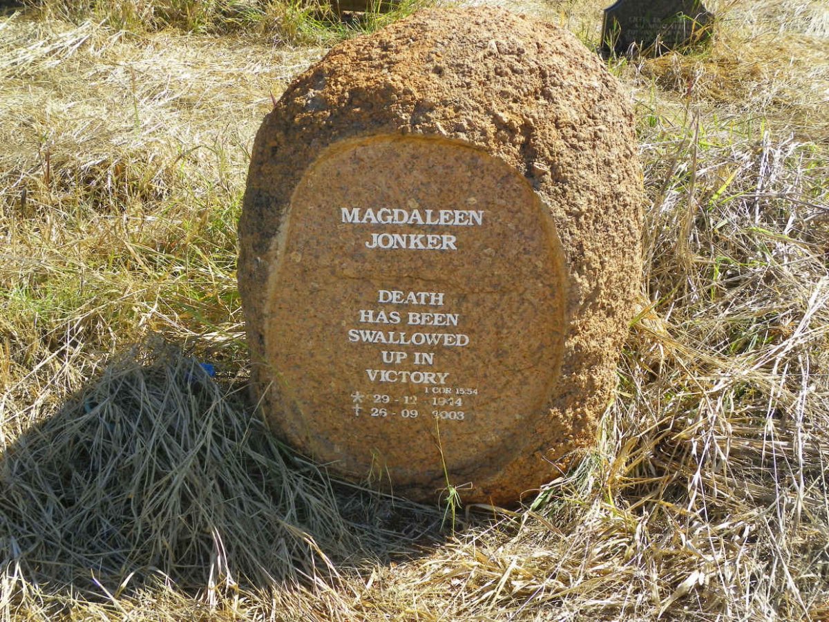 JONKER Magdaleen 1944-2003