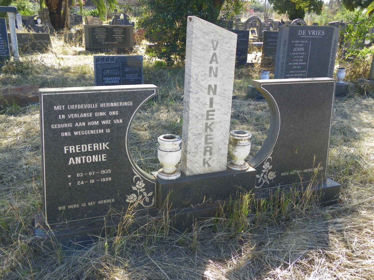 NIEKERK Frederik Antonie, van 1935-1998