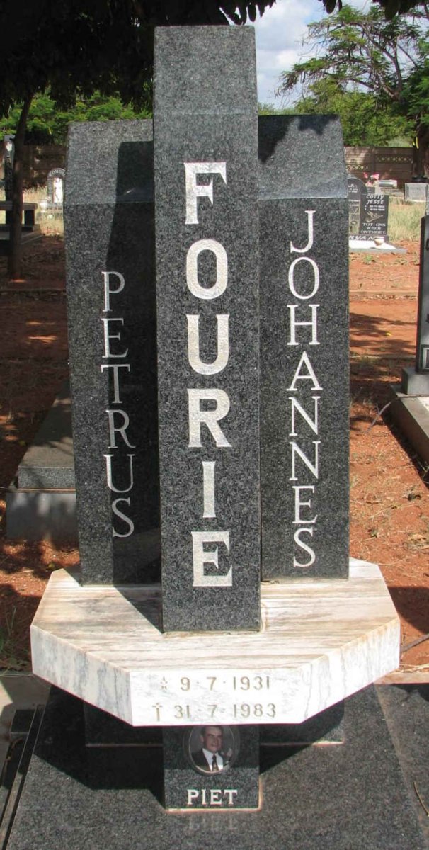 FOURIE Petrus Johannes 1931-1983