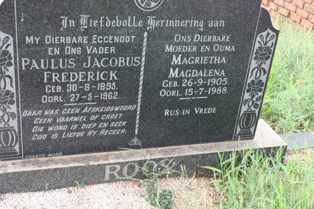 ROOS Paulus Jacobus Frederick 1895-1962 &amp; Magrietha Magdalena 1905-1988