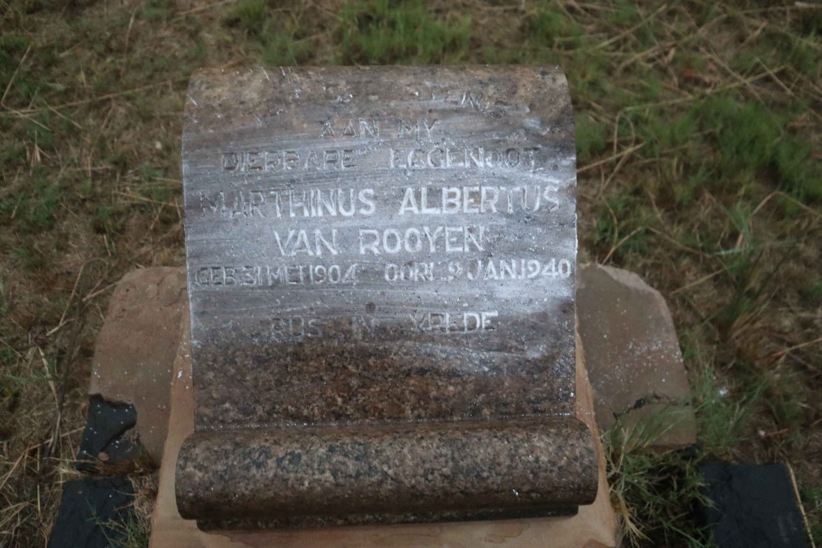 ROOYEN Marthinus Albertus, van 1904-1940