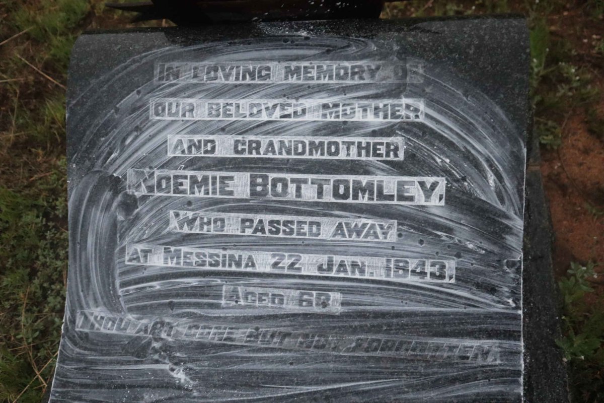 BOTTOMLEY Noemie -1843