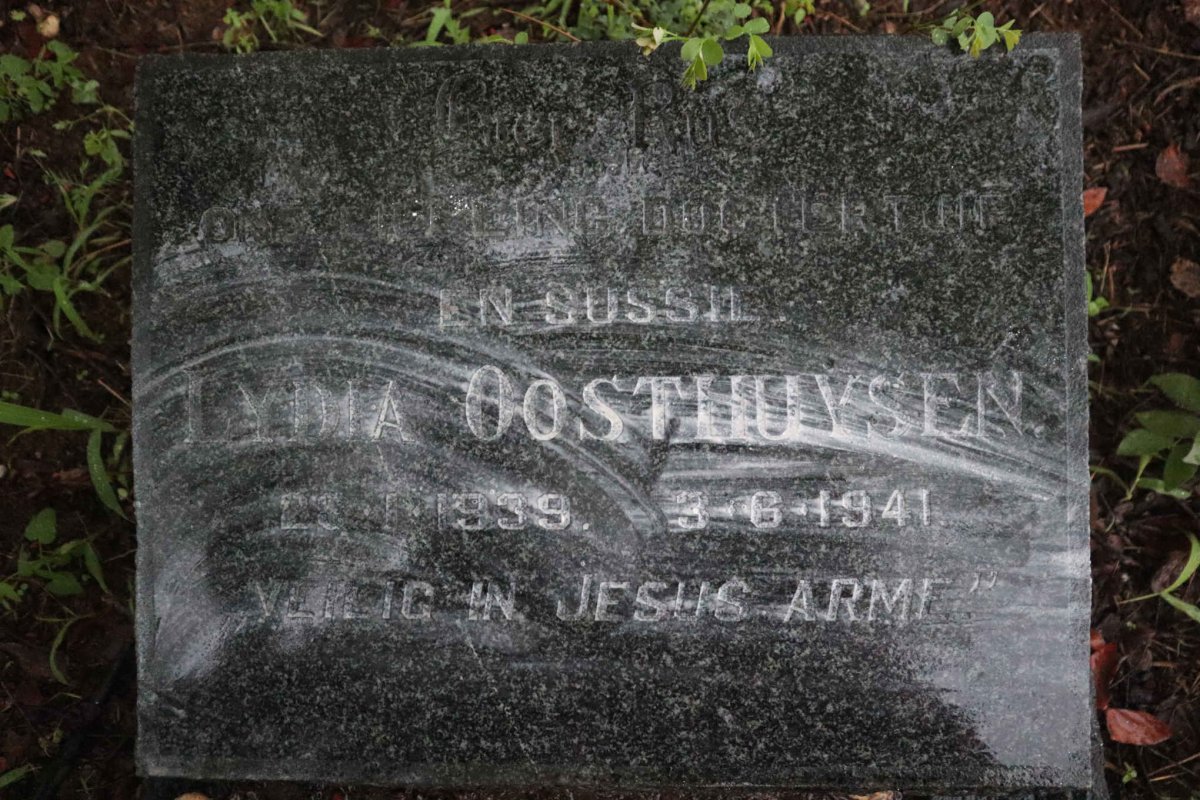 OOSTHUYSEN Lydia 1939-1941