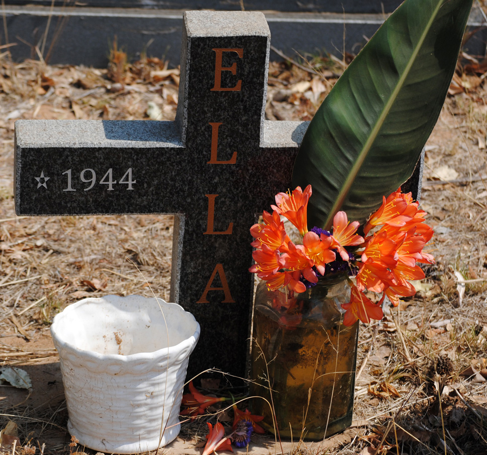 ? Ella 1944-